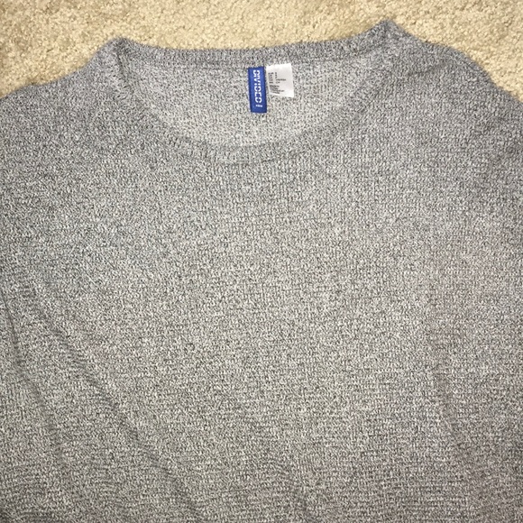 Gray H&M sweater - Picture 2 of 4